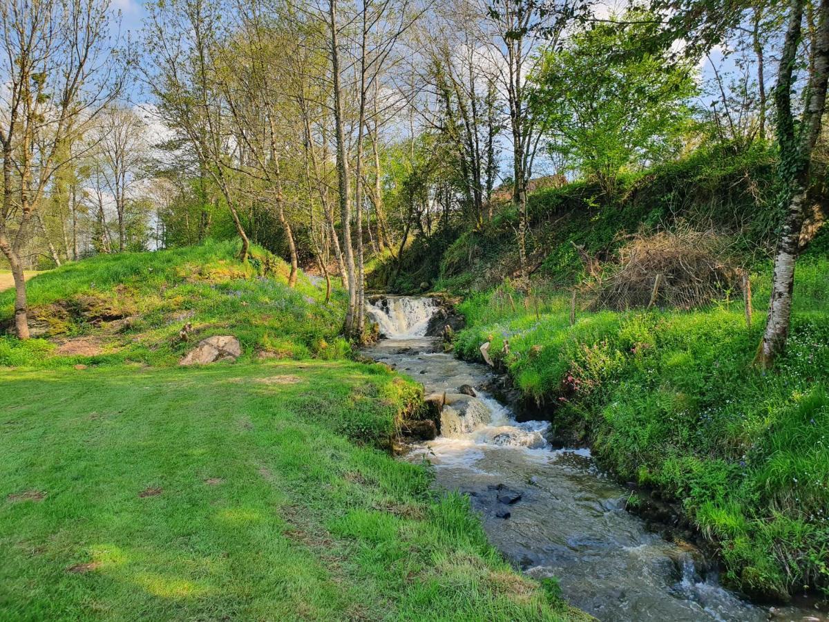 Saulgond Moulin Du Pommier Glamping & Camping מראה חיצוני תמונה