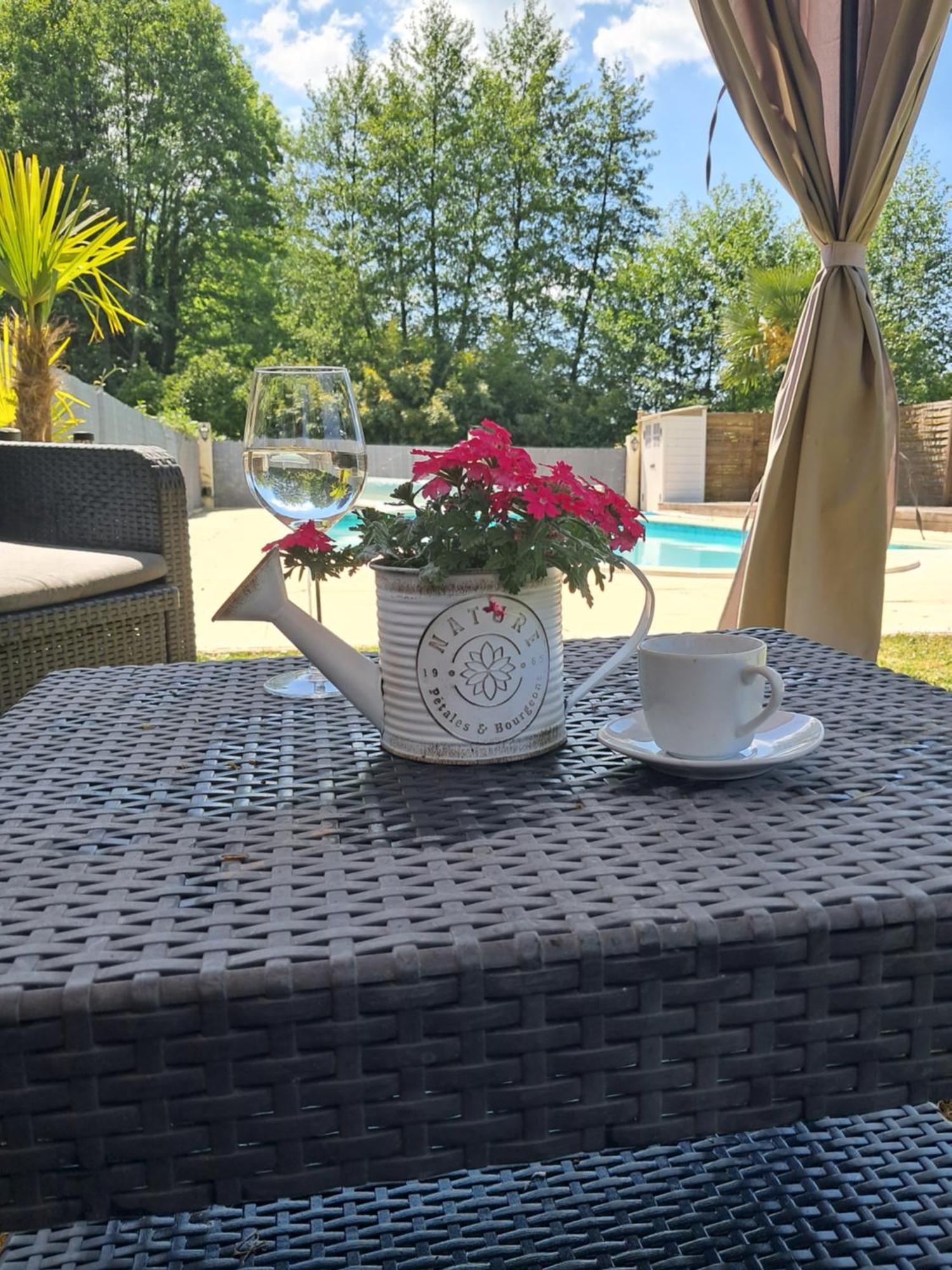 Saulgond Moulin Du Pommier Glamping & Camping מראה חיצוני תמונה
